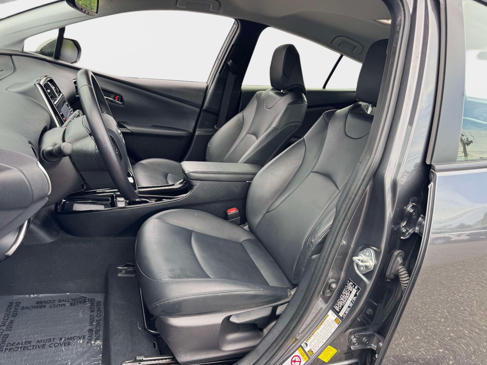 2022 Toyota Prius XLE AWD e