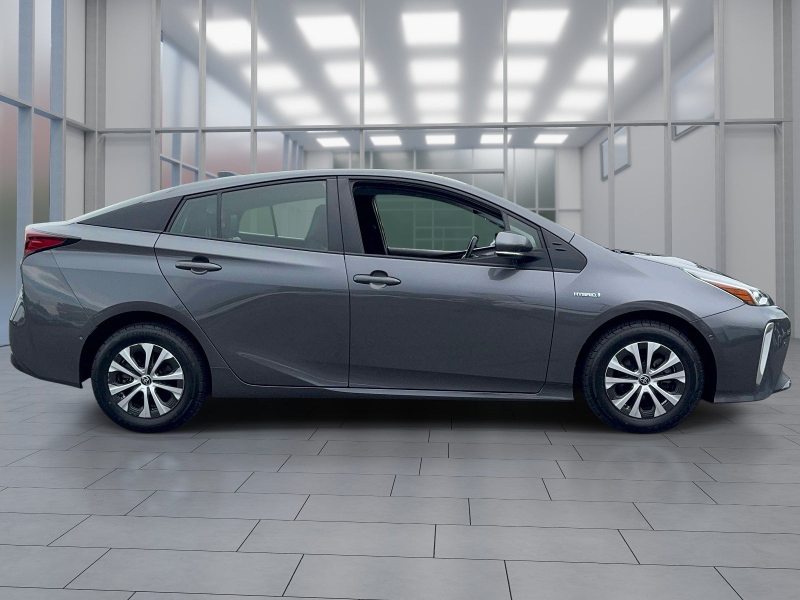 2022 Toyota Prius XLE AWD e