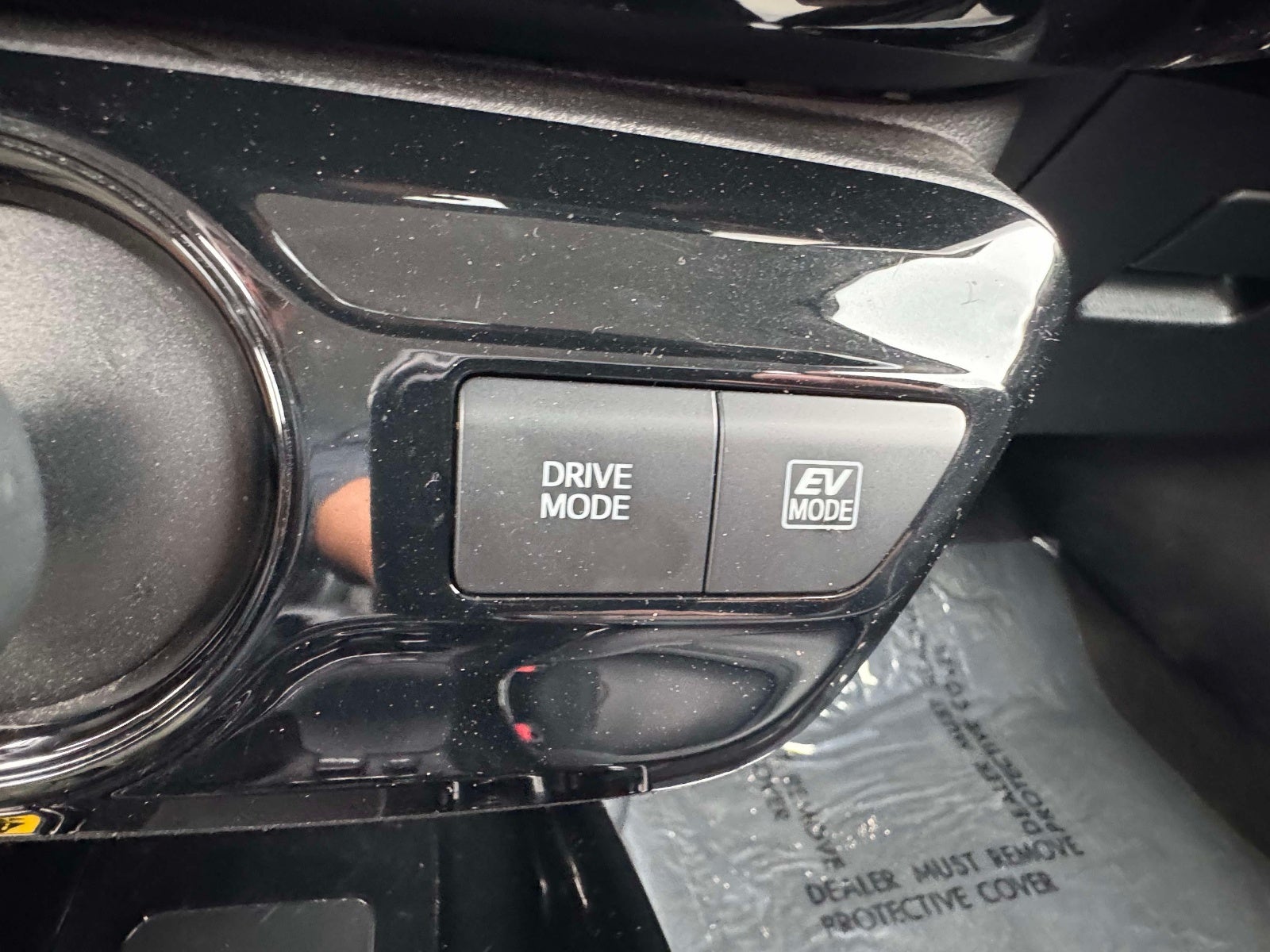 2022 Toyota Prius XLE AWD e
