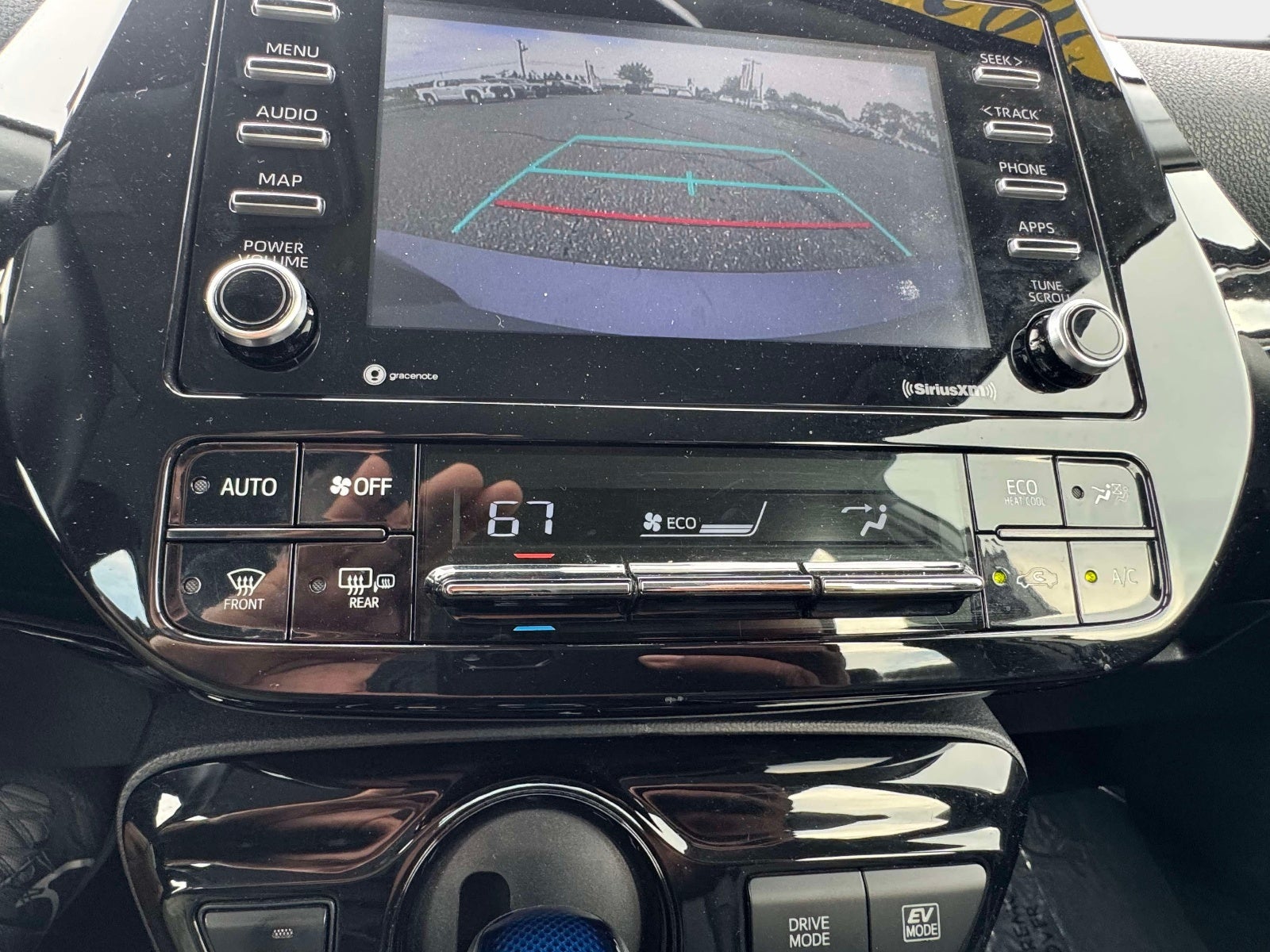 2022 Toyota Prius XLE AWD e