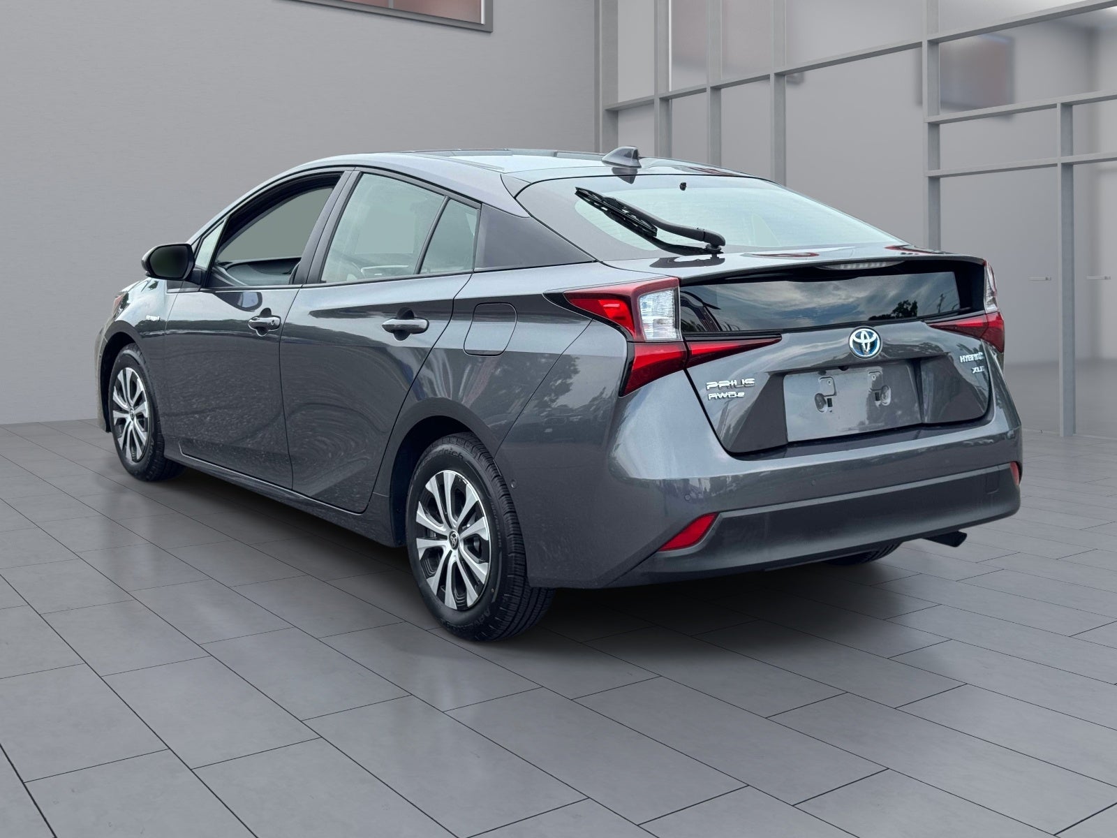 2022 Toyota Prius XLE AWD e