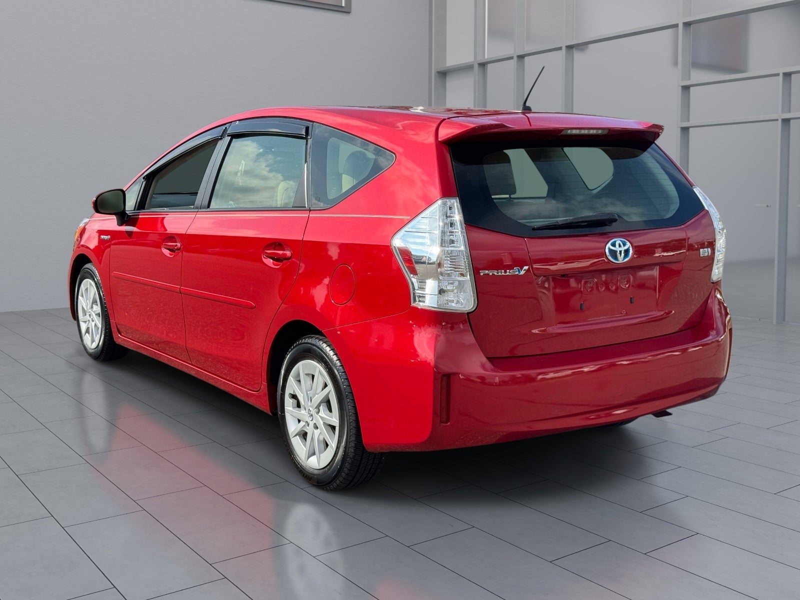 2014 Toyota Prius v Three
