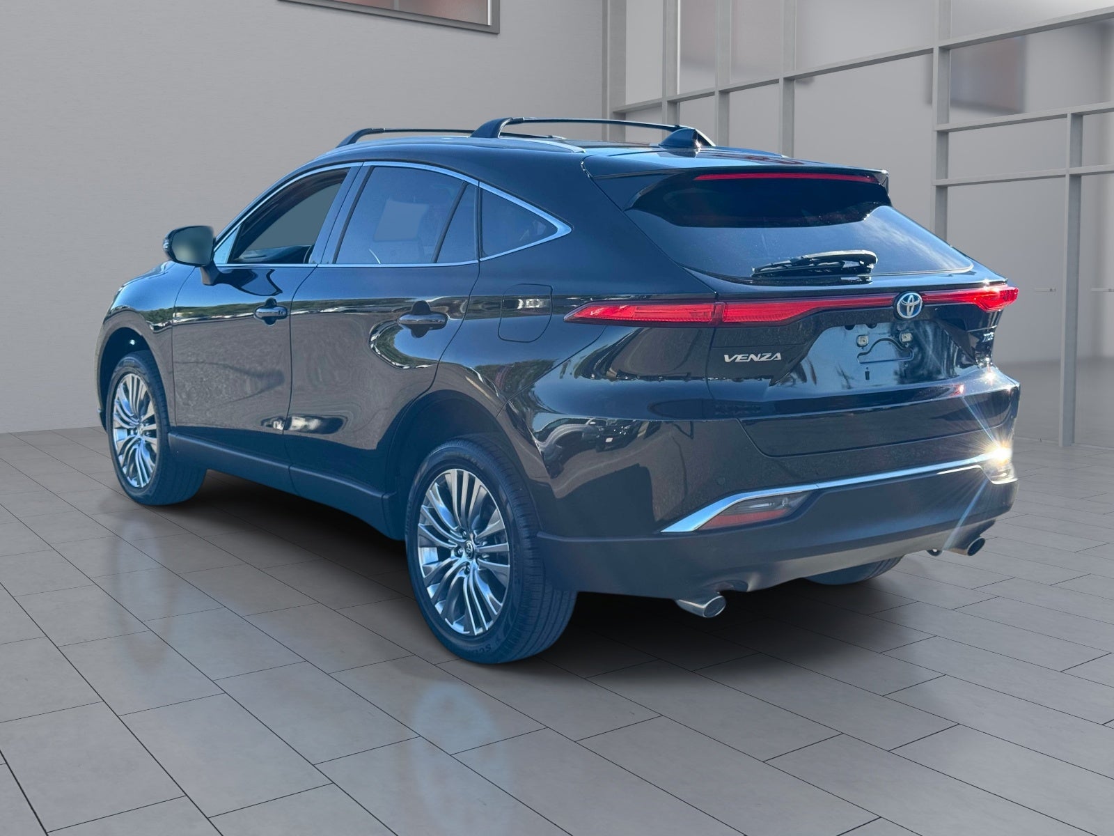 2023 Toyota Venza XLE