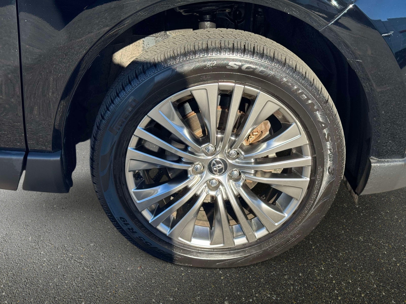2023 Toyota Venza XLE