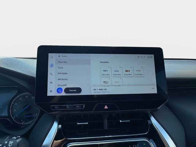 2023 Toyota Venza XLE