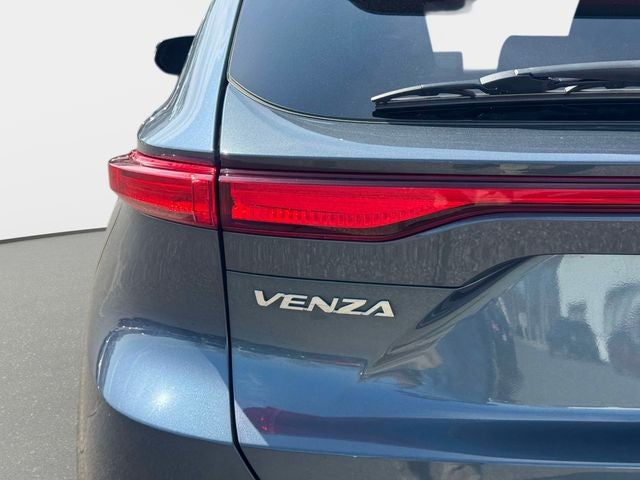 2023 Toyota Venza XLE