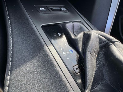 2023 Toyota Venza LE