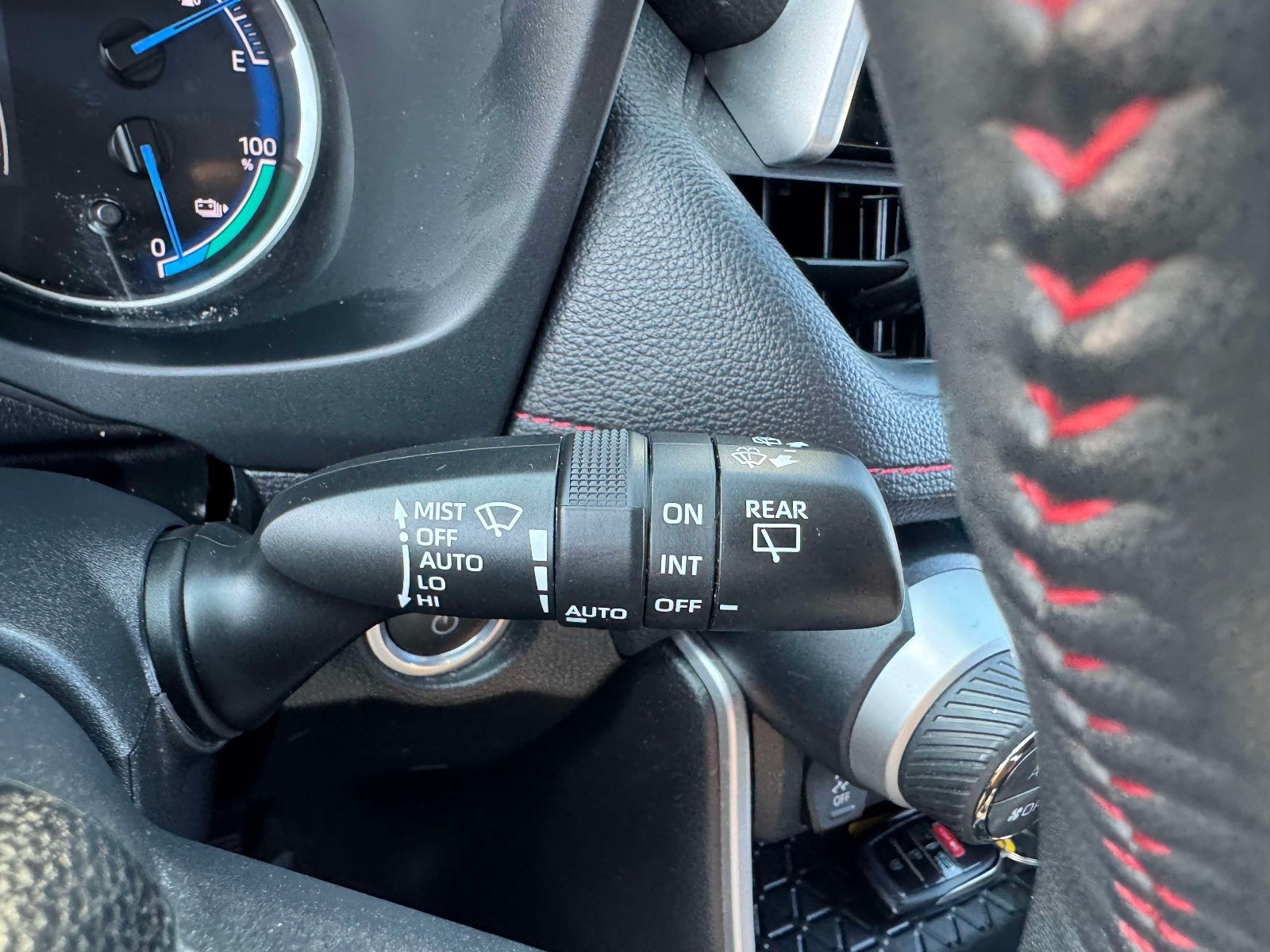 2023 Toyota RAV4 Prime SE