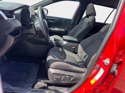 2024 Toyota RAV4 Prime SE