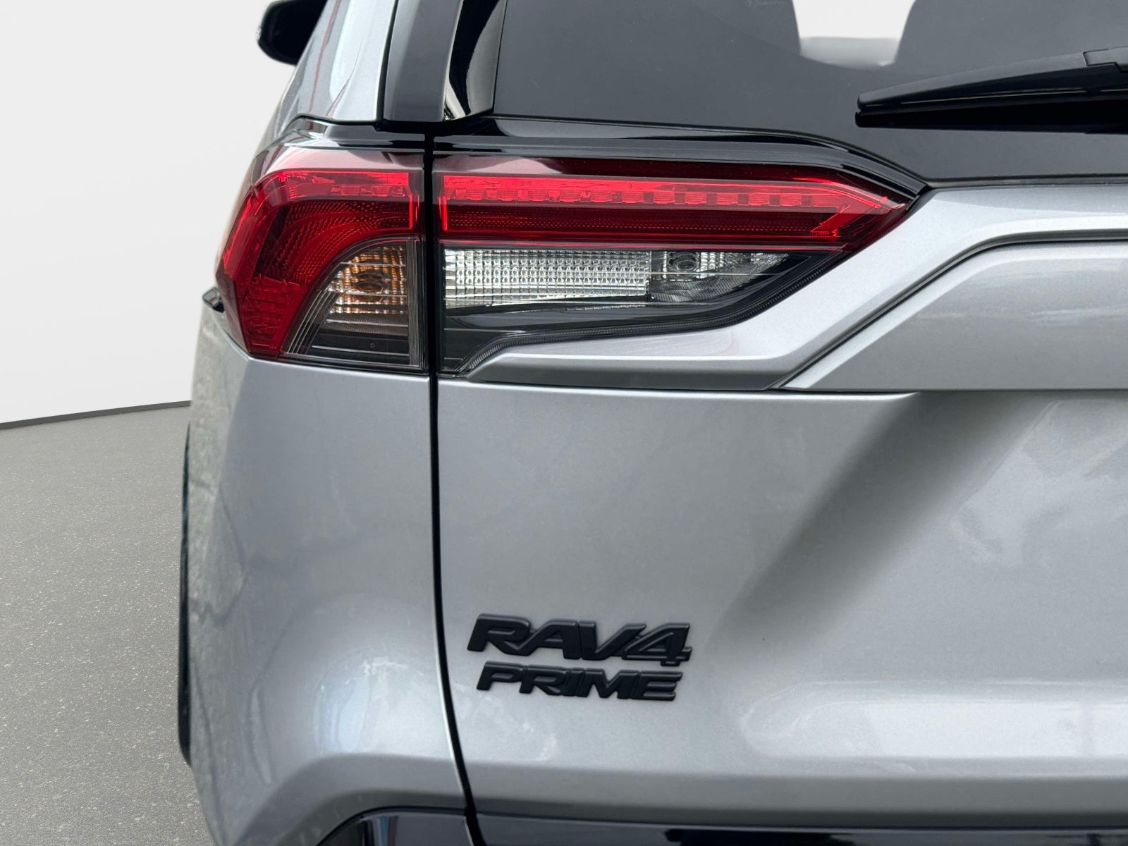 2023 Toyota RAV4 Prime SE