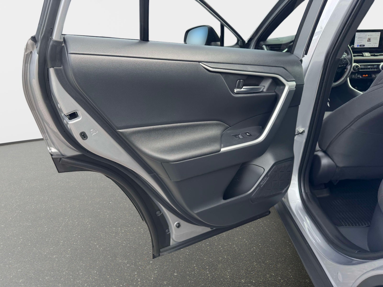 2023 Toyota RAV4 Prime SE