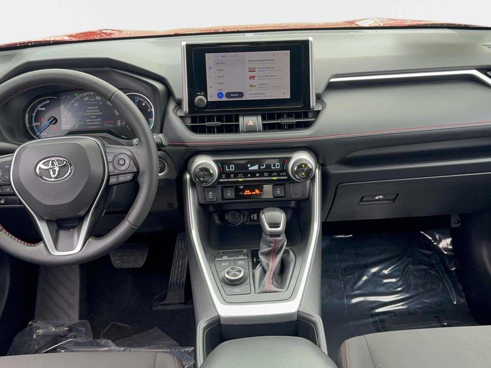 2024 Toyota RAV4 Prime SE