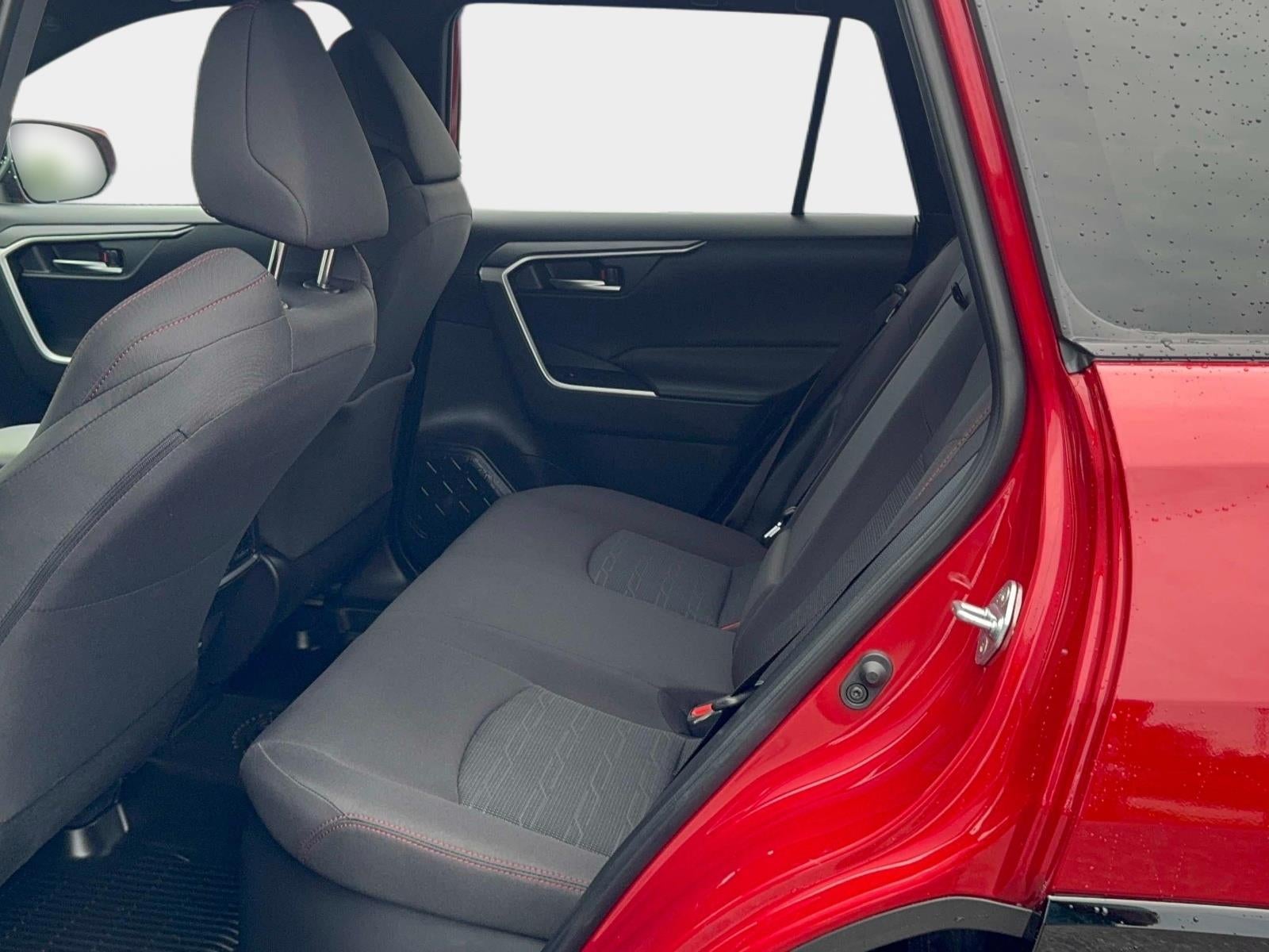 2024 Toyota RAV4 Prime SE