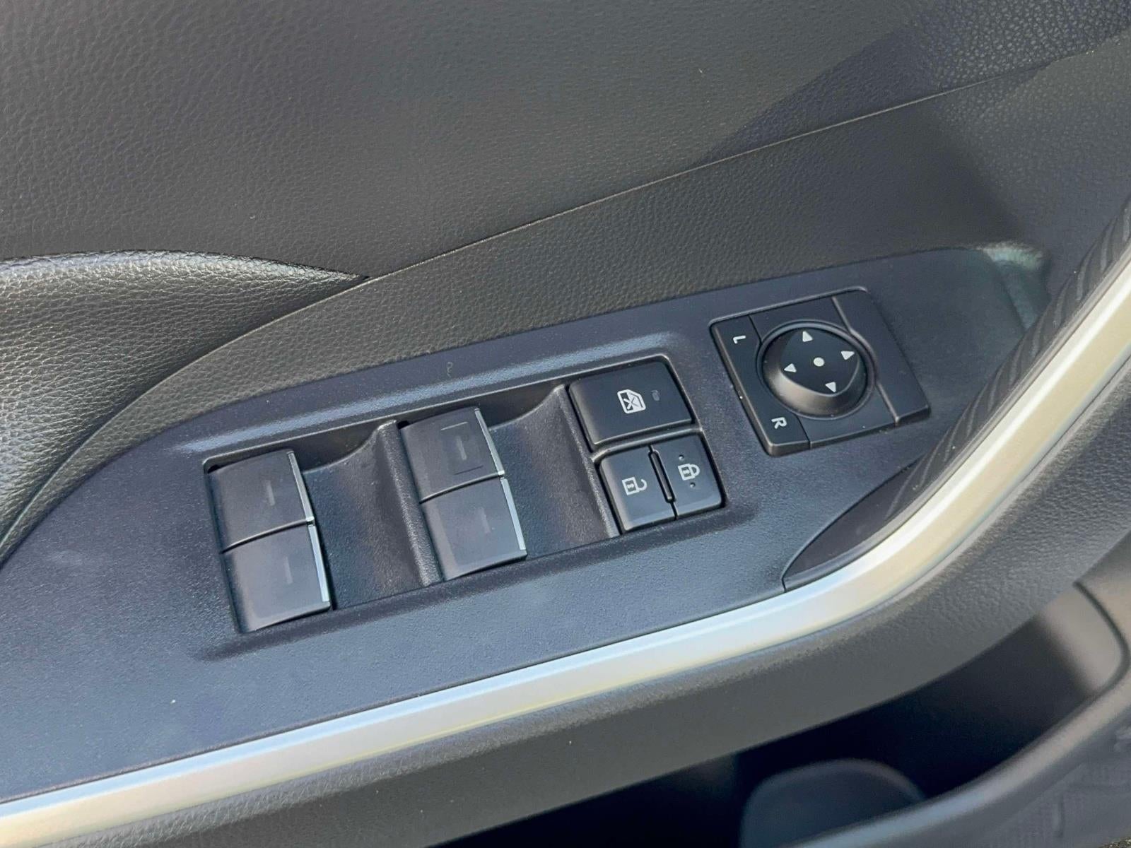 2024 Toyota RAV4 Prime SE