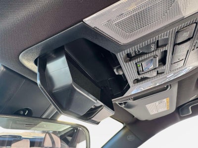 2024 Toyota RAV4 Prime SE