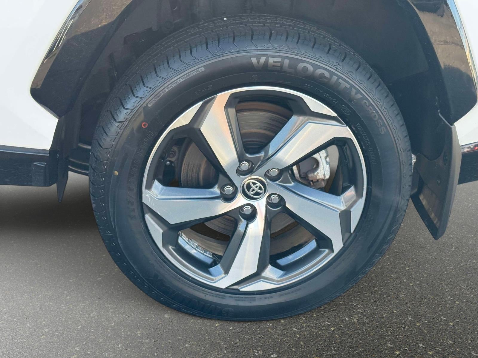 2024 Toyota RAV4 Prime SE