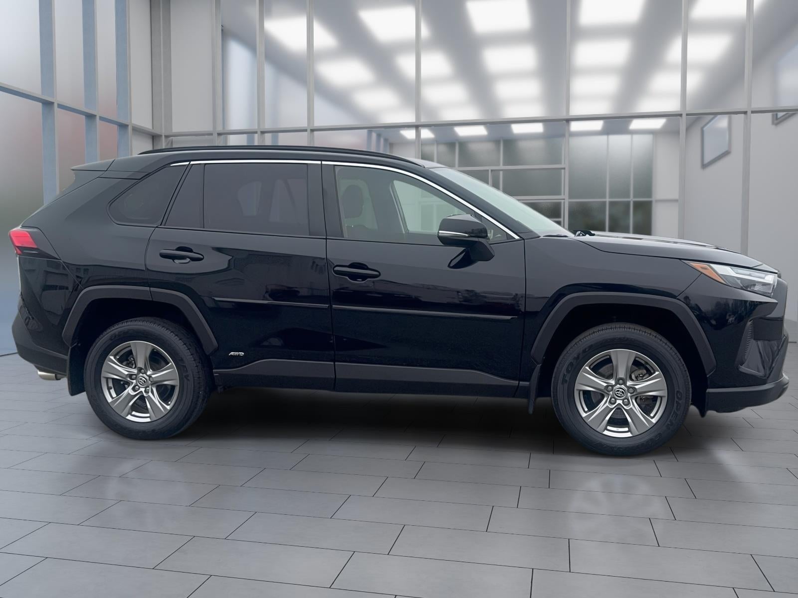 2023 Toyota RAV4 Hybrid LE