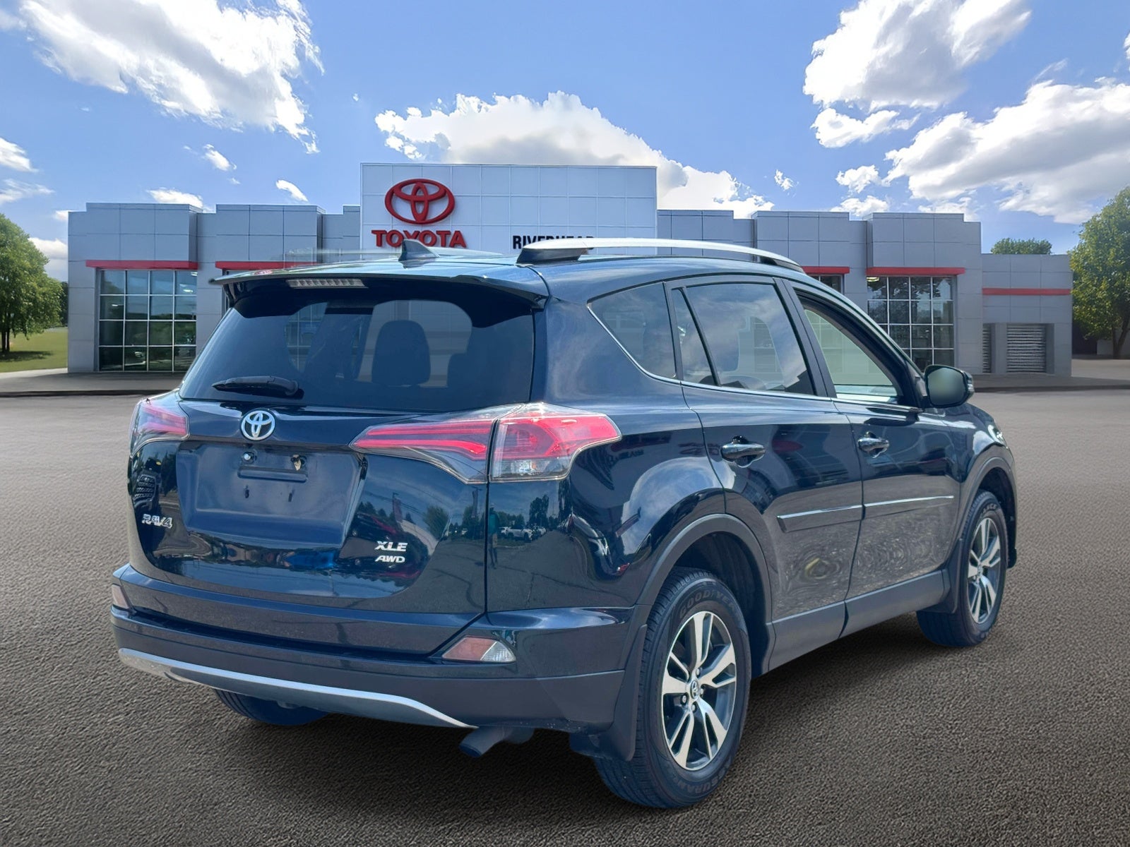 2018 Toyota RAV4 XLE