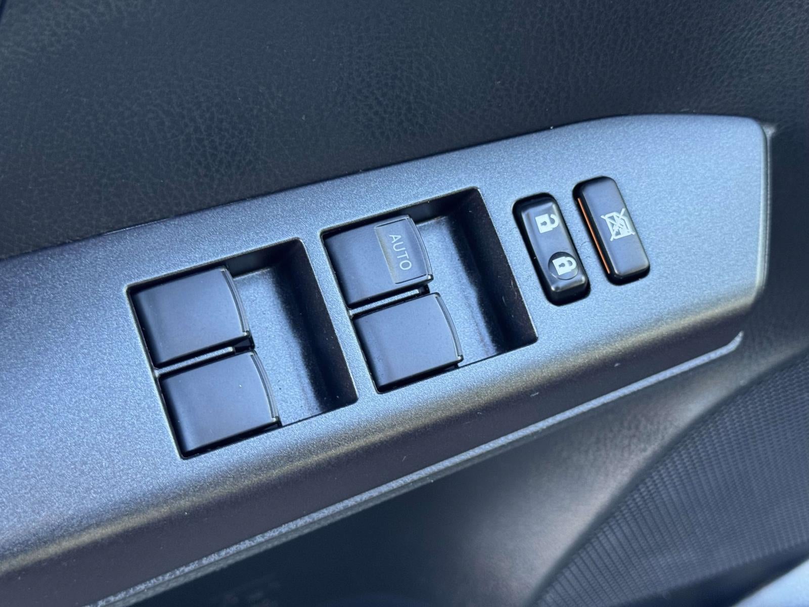 2018 Toyota RAV4 Hybrid XLE