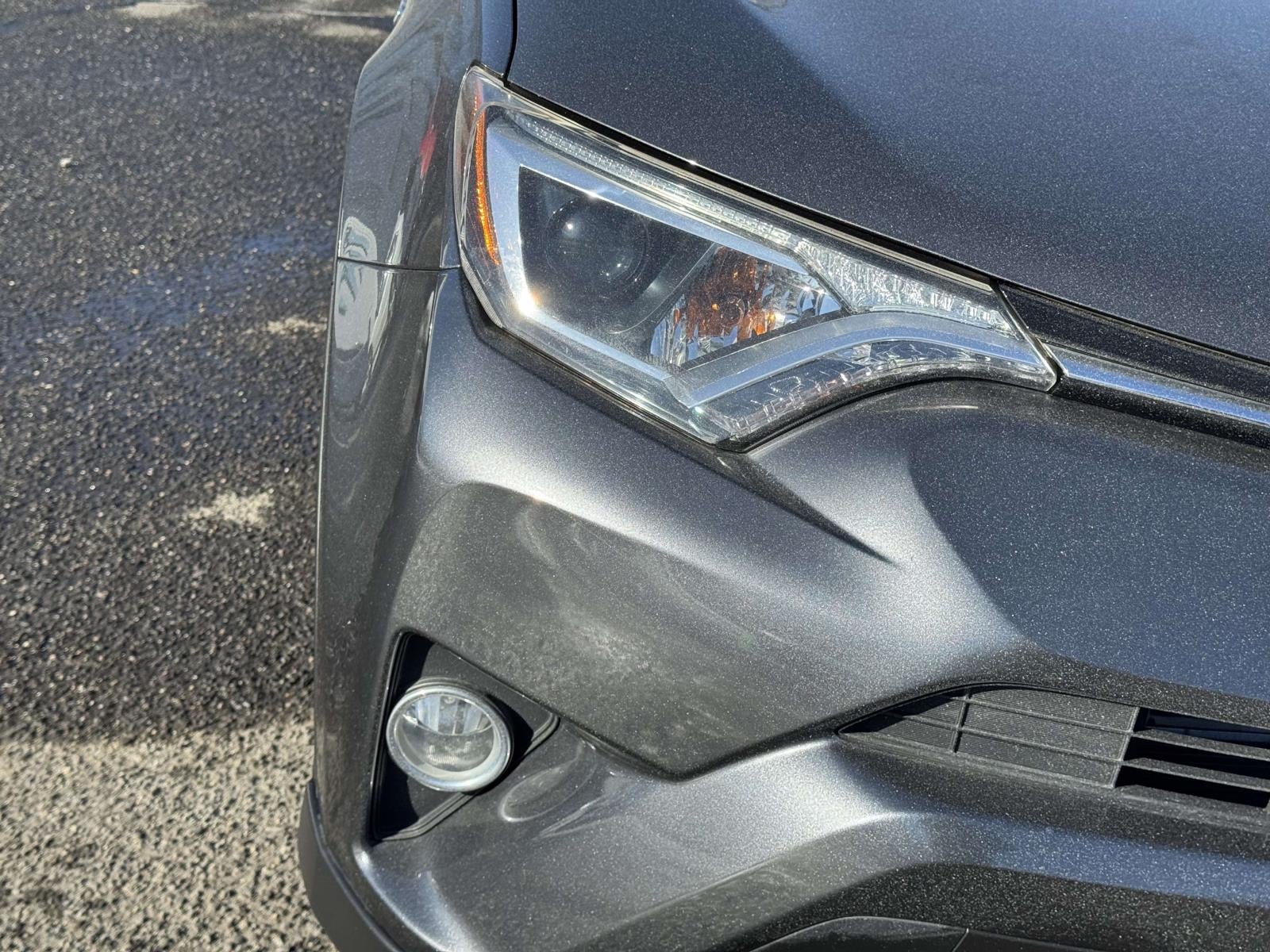 2018 Toyota RAV4 Hybrid XLE