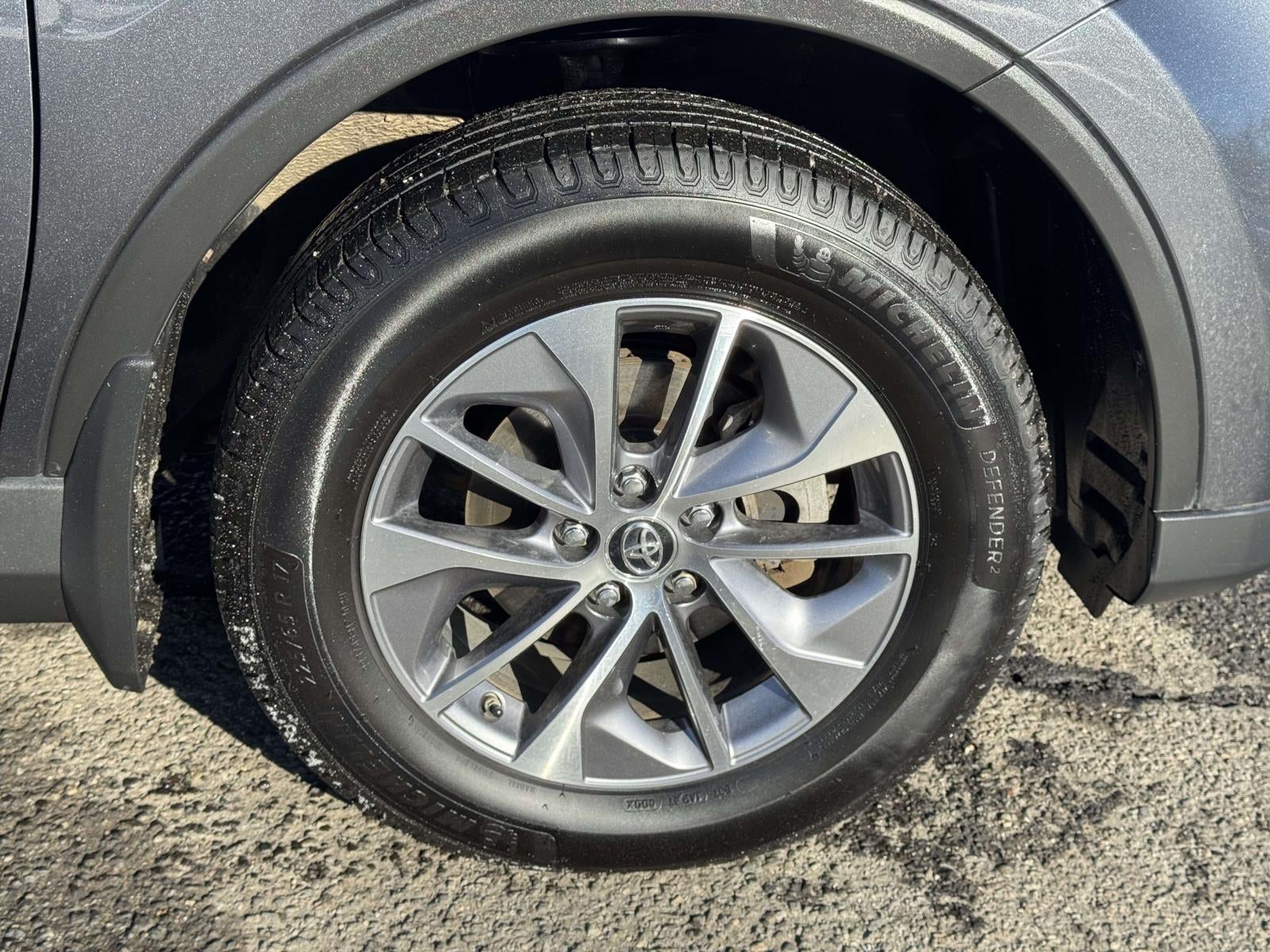 2018 Toyota RAV4 Hybrid XLE