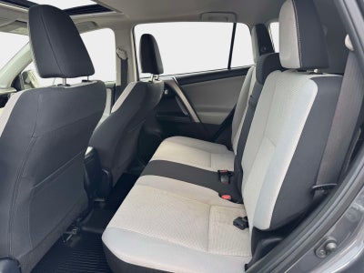 2017 Toyota RAV4 Hybrid XLE