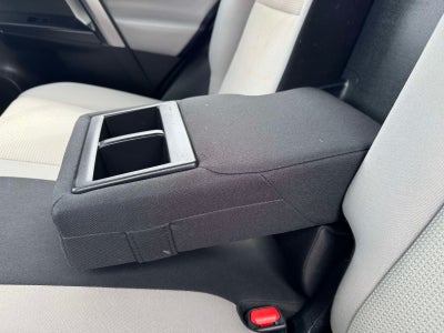 2017 Toyota RAV4 Hybrid XLE