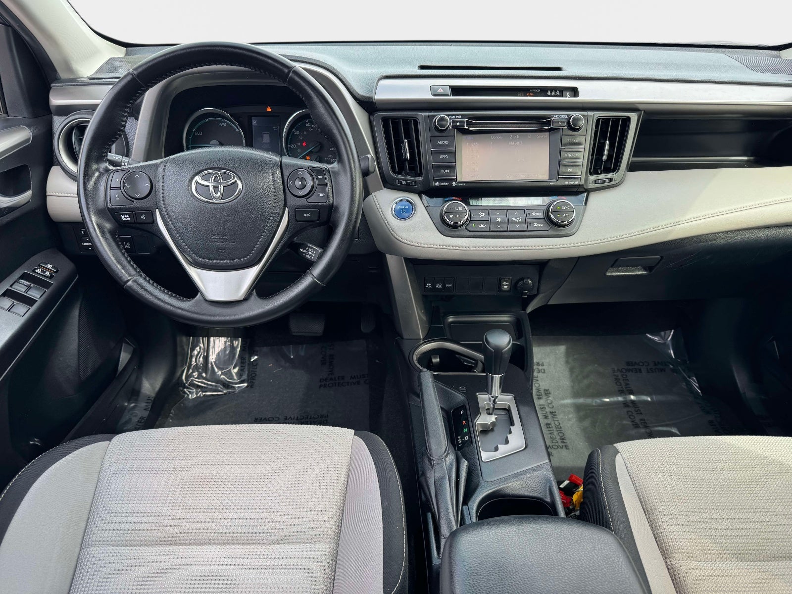2017 Toyota RAV4 Hybrid XLE