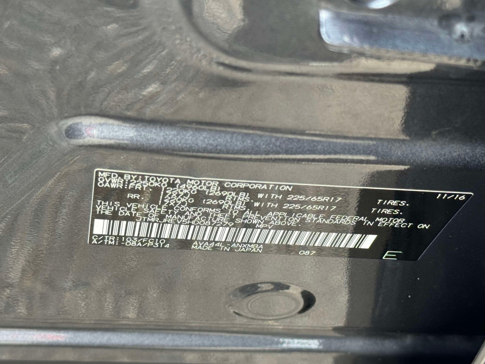 2017 Toyota RAV4 Hybrid XLE