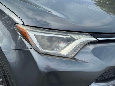 2017 Toyota RAV4 Hybrid XLE