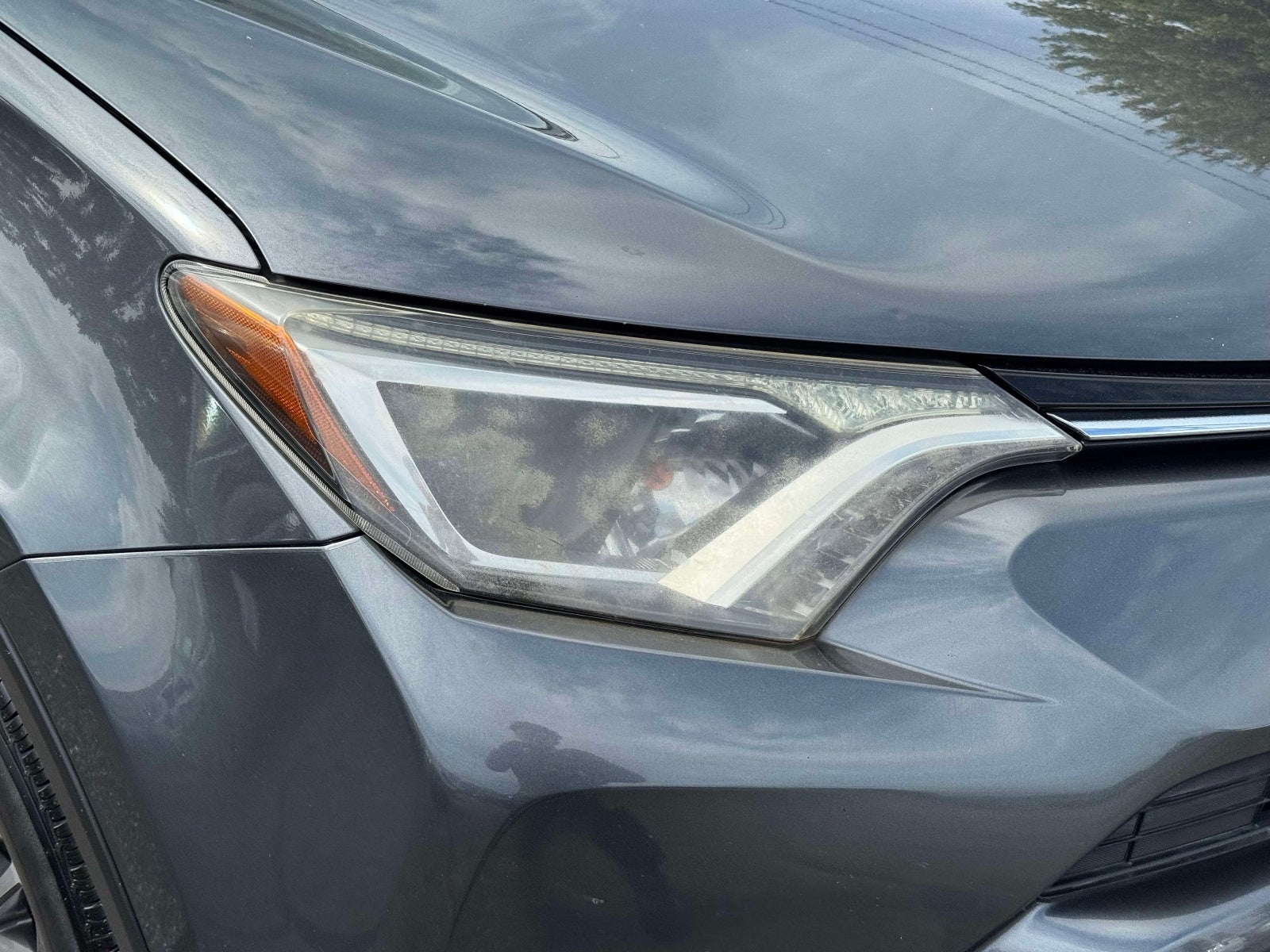 2017 Toyota RAV4 Hybrid XLE
