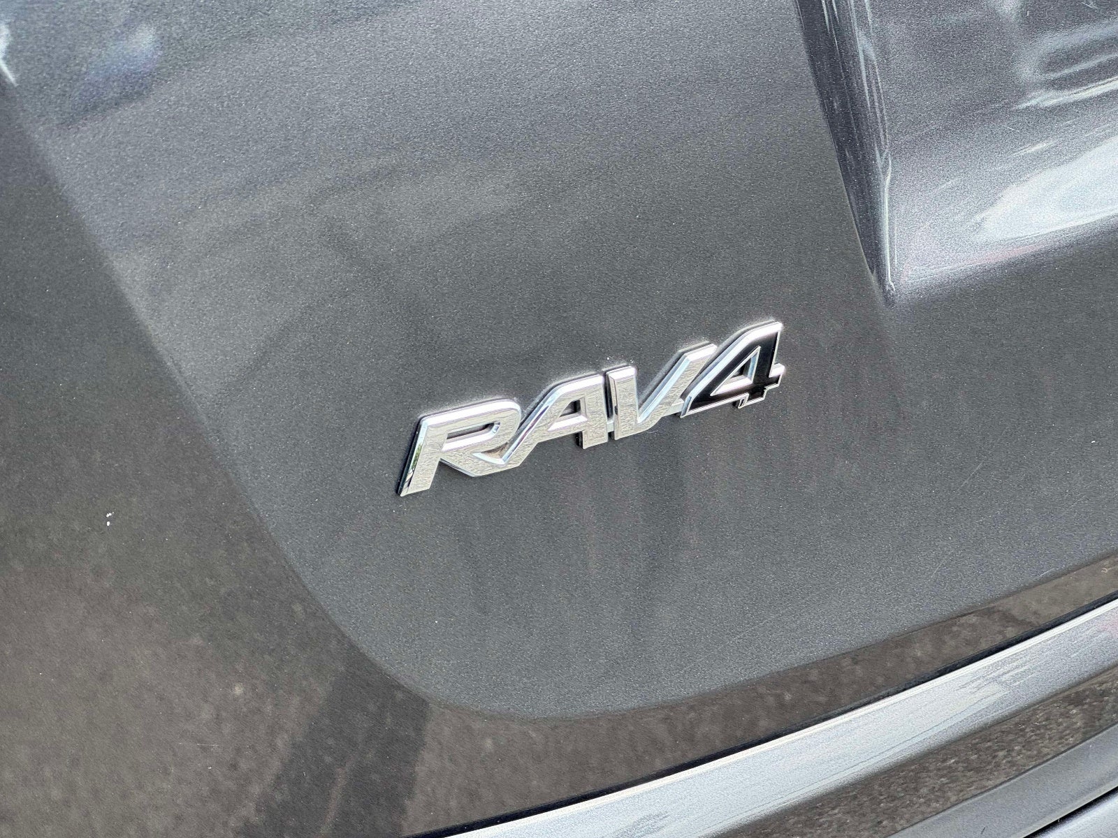 2017 Toyota RAV4 Hybrid XLE