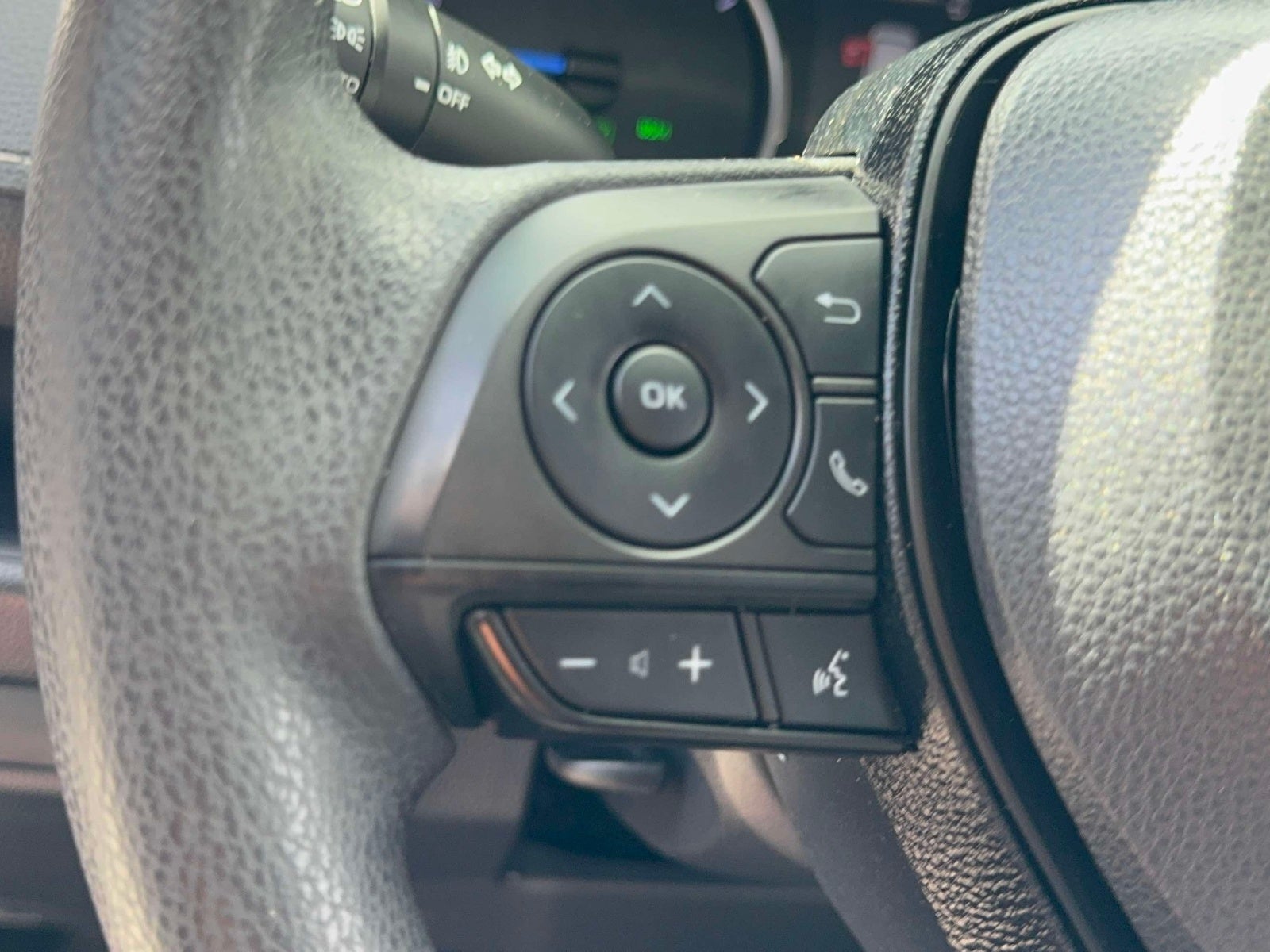 2019 Toyota RAV4 Hybrid XLE
