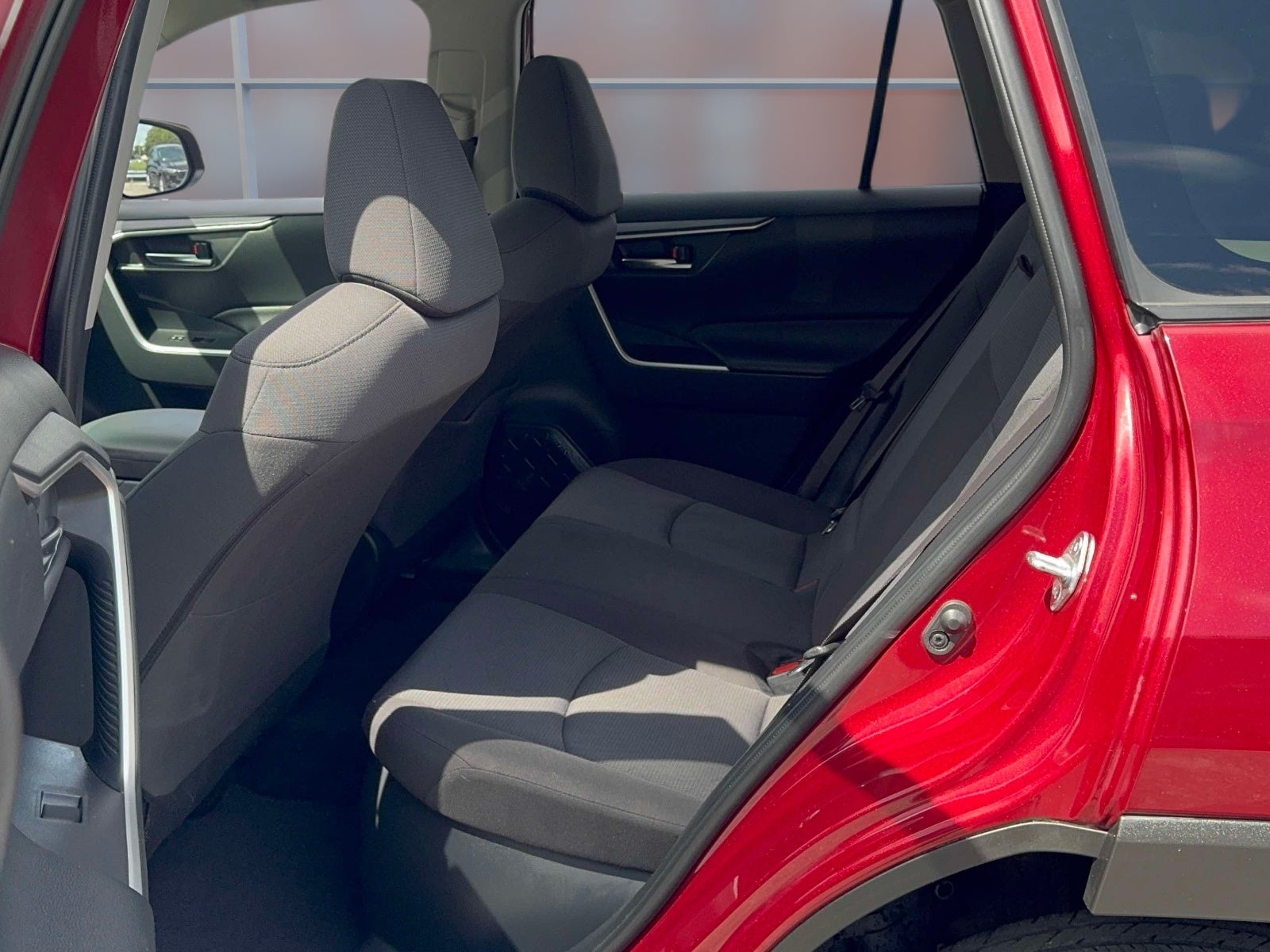 2019 Toyota RAV4 Hybrid XLE