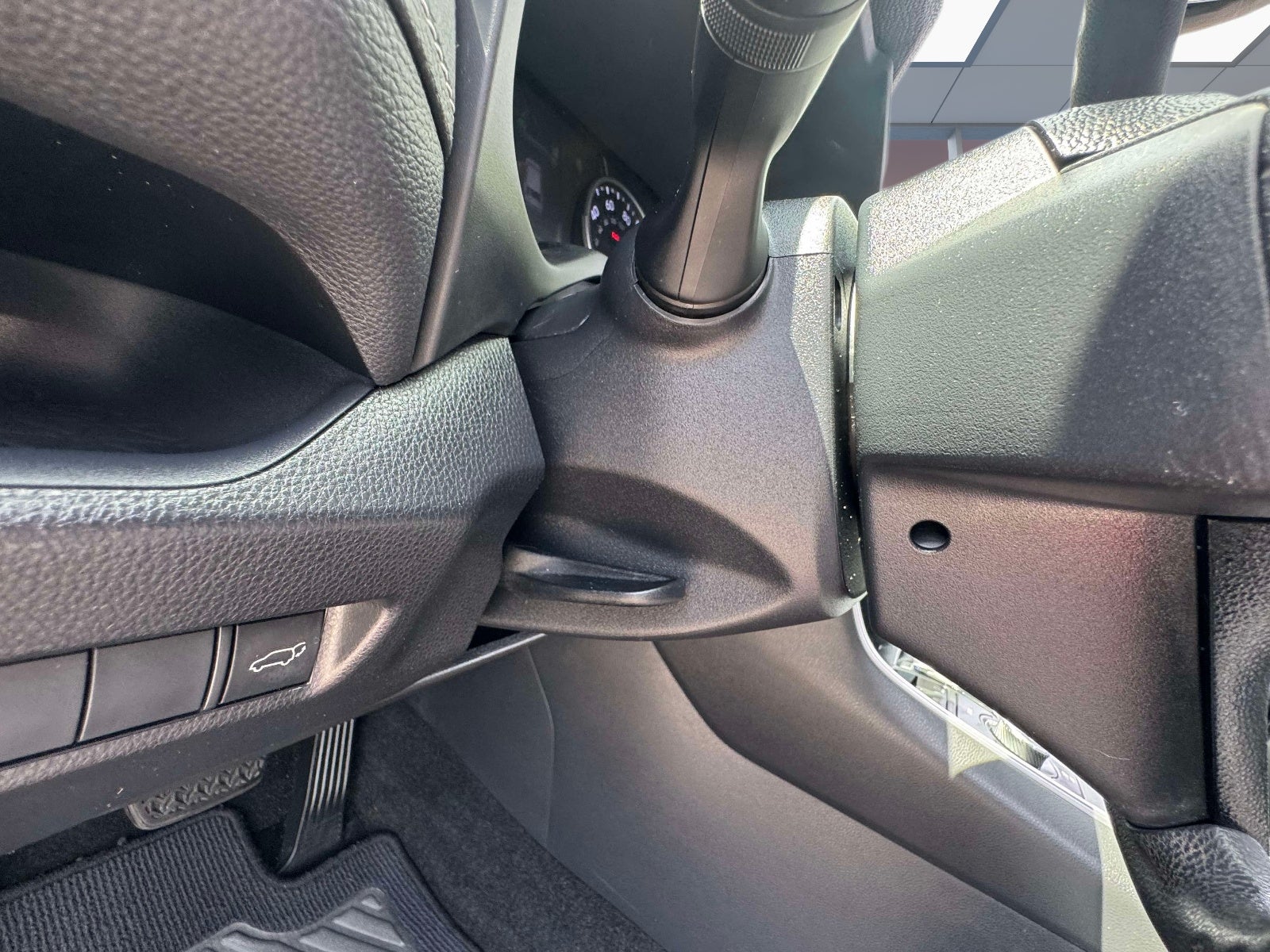 2019 Toyota RAV4 Hybrid XLE