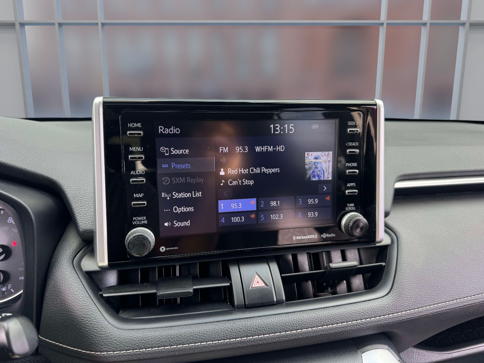 2019 Toyota RAV4 Hybrid XLE