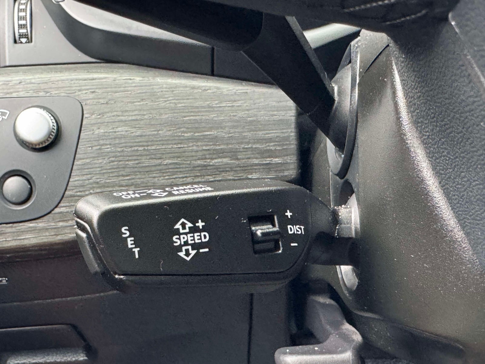 2023 Audi A4 45 S line Prestige quattro