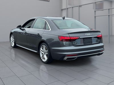 2023 Audi A4 45 S line Prestige quattro