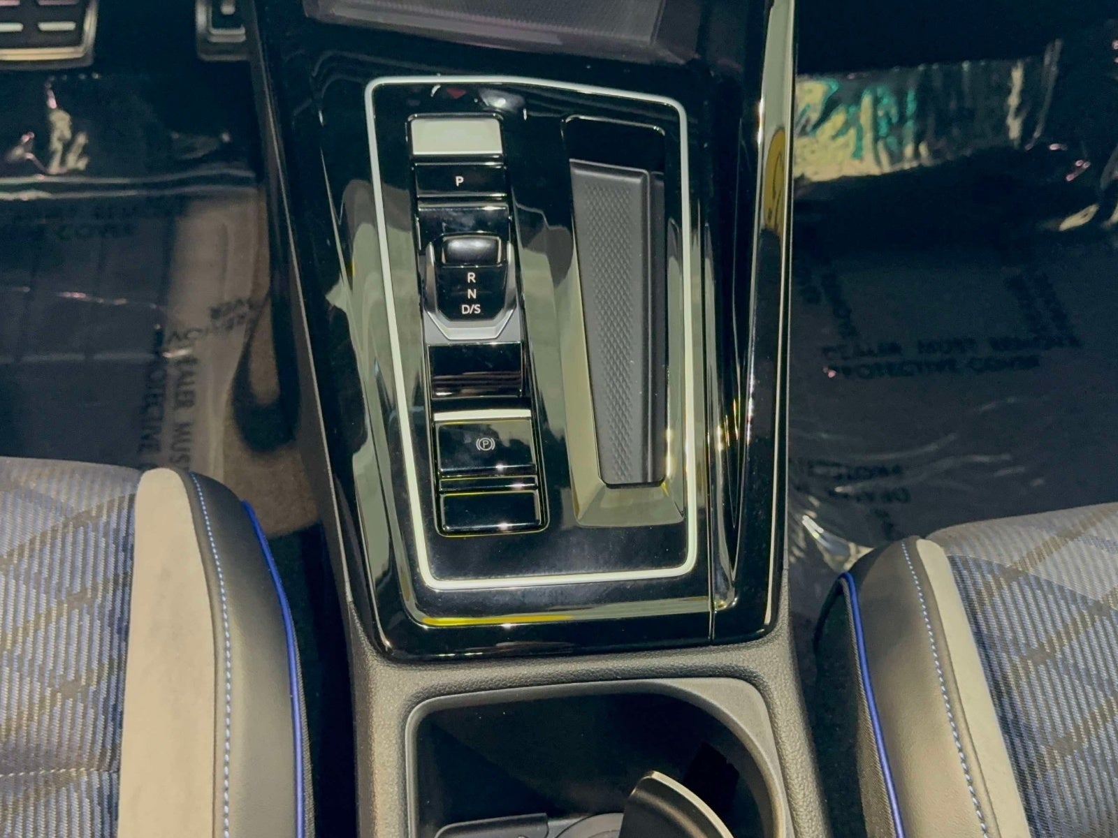 2025 Volkswagen Golf R 2.0T