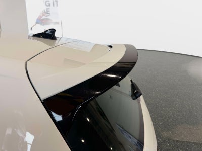 2025 Volkswagen Golf R 2.0T