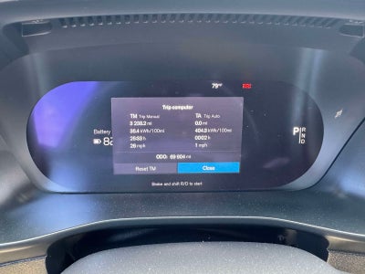 2021 Volvo XC40 Recharge Pure Electric P8