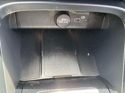 2021 Volvo XC40 Recharge Pure Electric P8